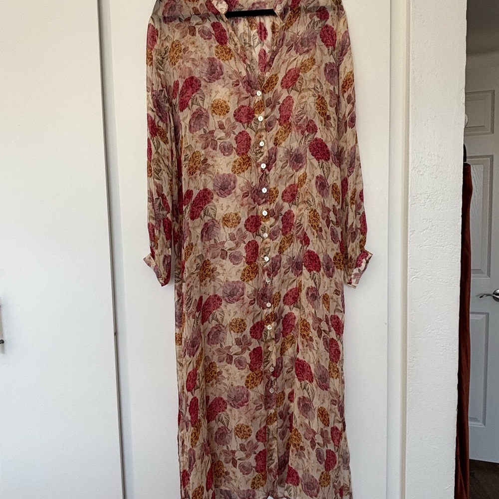 Chan Luu Multicolor Floral Long Sleeve Dress
This does not come with a slip